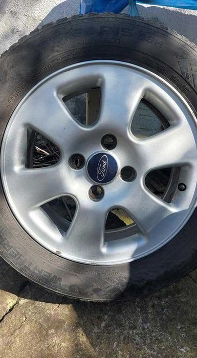 Ford Mondeo Mk2 Ghia