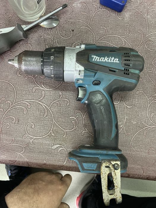 Винтоверт MAKITA DDF458