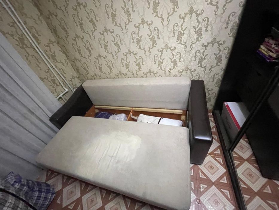 Диван бесплатный