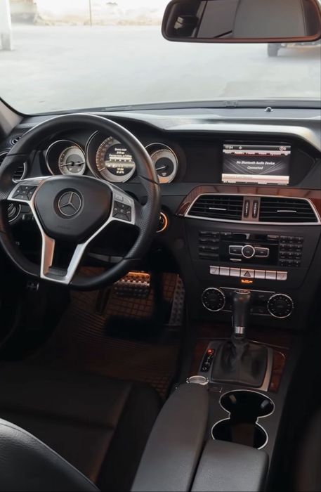 W204 sotuvda 2013 c250