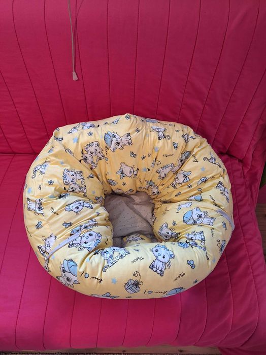 Детски барбарон за безопасно сядане на бебчета .