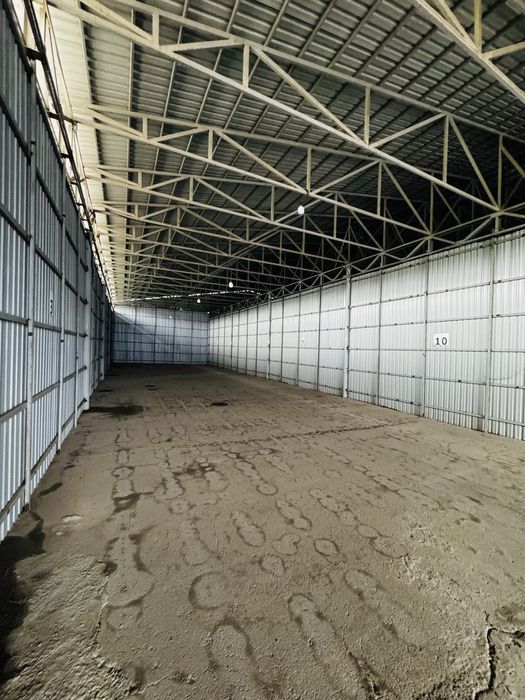 Namangan shahrida Ijaraga omborxona ( склад) beriladi . 600 kv.m yaqin