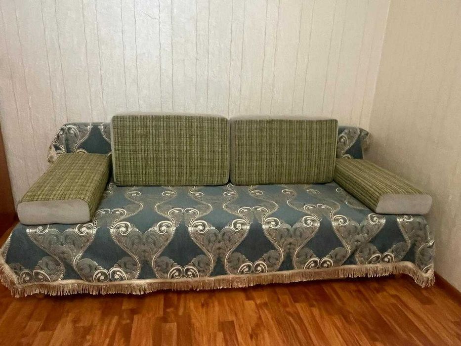 Тахта (диван-кровать)