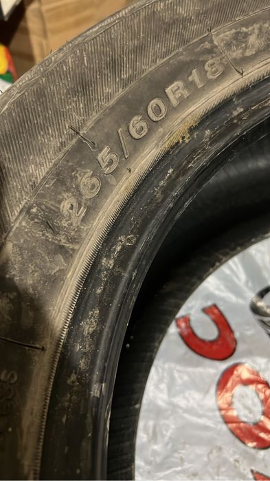 Продам резину липучка 265/60R18