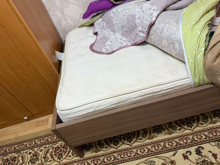 Продаю детский шкаф и кровать