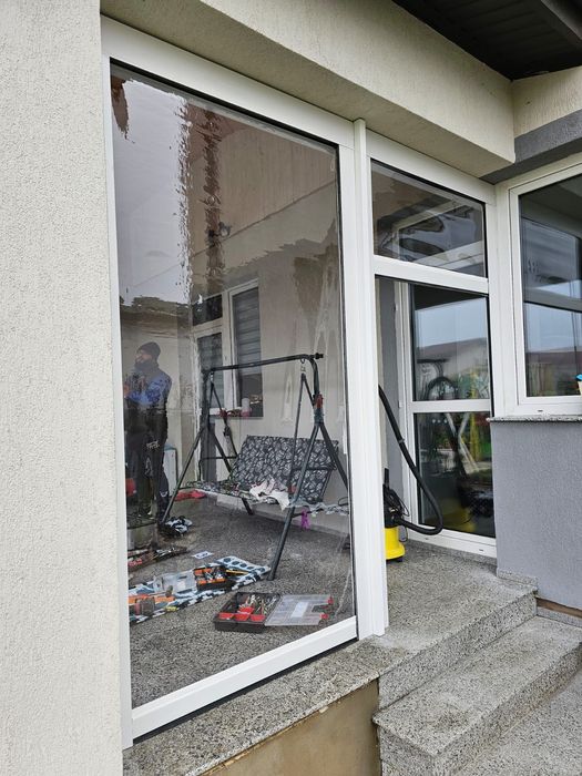 Uși garaj / închidem terase folie transparent