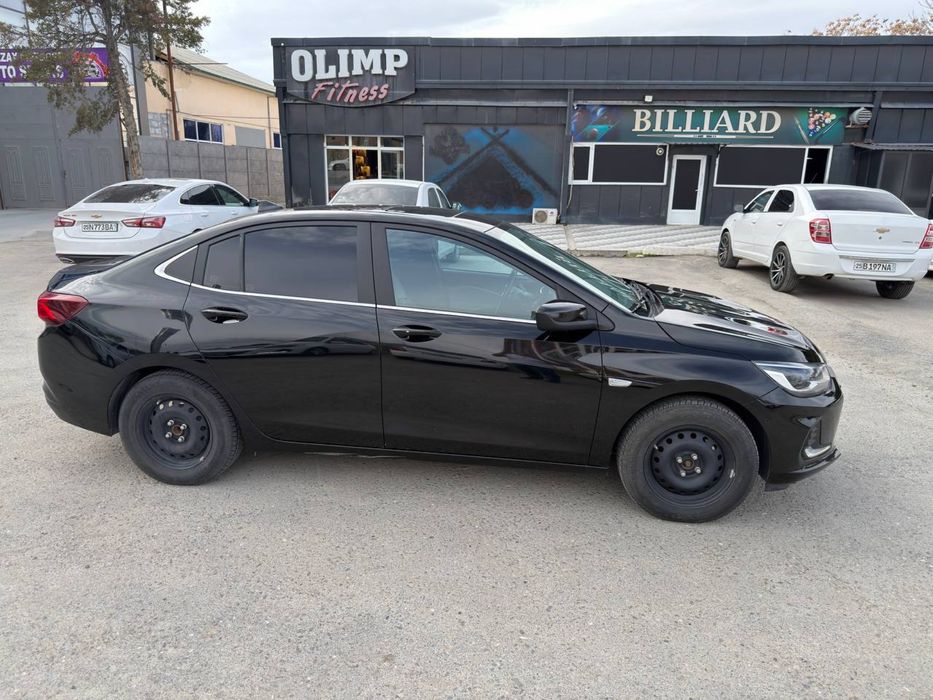 Chevrolet Onix Turbo Primier 2 AT