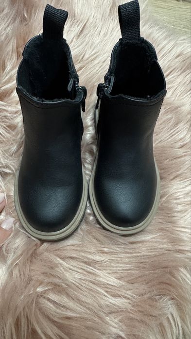Детски боти H&M 22 номер