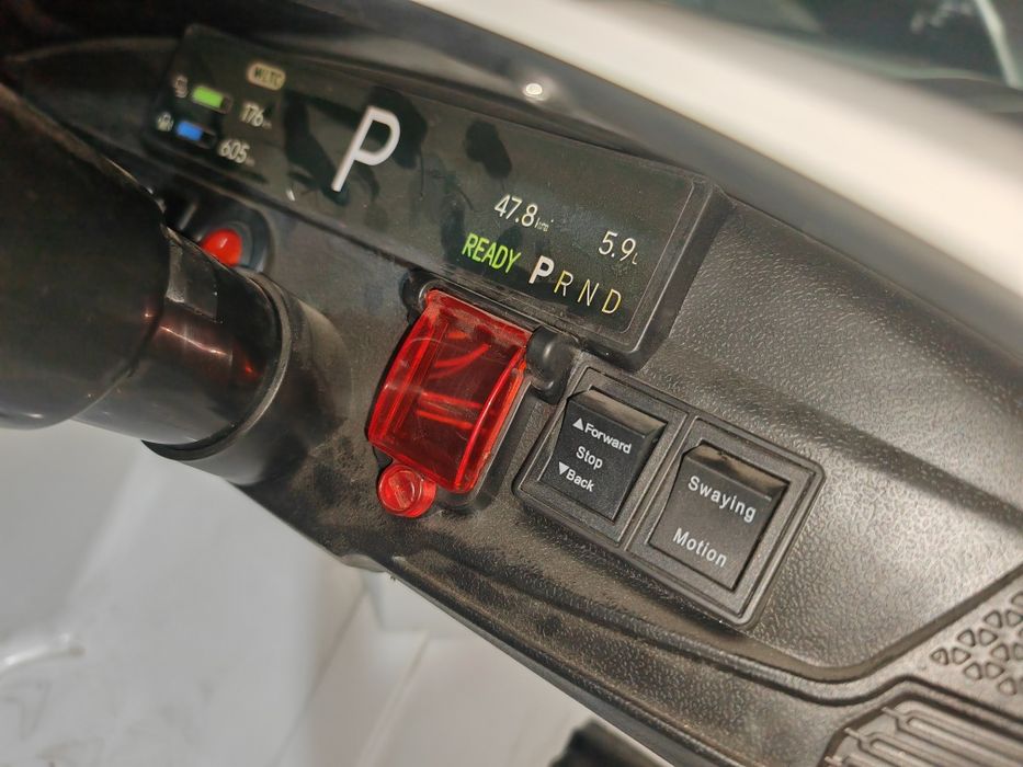 Продам Машинка L6