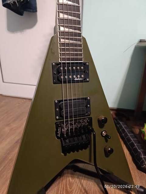 Китара Jackson JS 32 King V с DiMarzio x2n