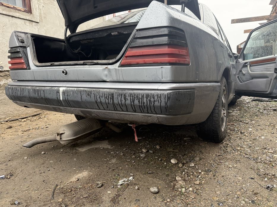 124 Мерседес разбор матор м102 2.3