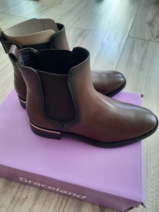 Botine ( noi) dama marimea 36