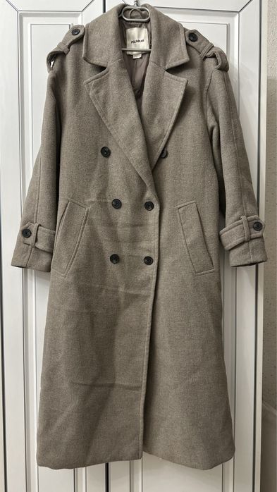 Женская куртка PULL&BEAR