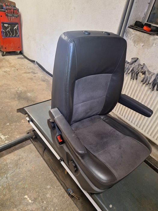 Scaune multivan randul 1 sofer si pasager