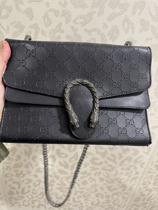 Нова дамска чанта