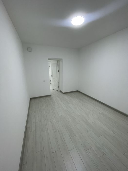 АРЕНДА Комнат под ОФИСЫ (Цум,Метро Космонавтов/Ойбек)