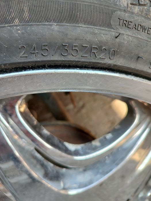 Диски Akuza AKA 503. С резиной.