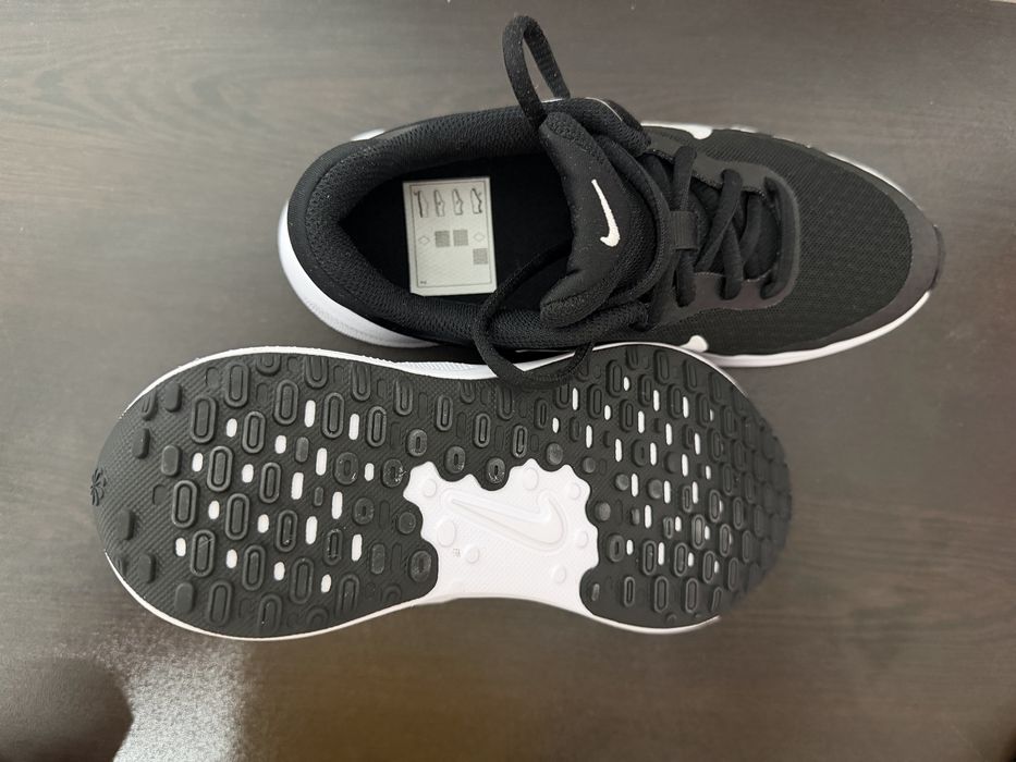 Детски Маратонки  NIKE REVOLUTION 7