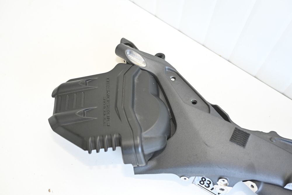 Ducati Panigale V4 Cadru codita spate set stanga dreapta
