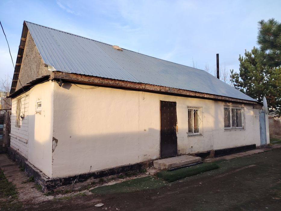 Продам на разбор дома