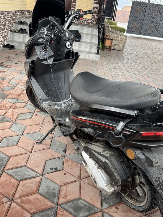 Продам мопед макси