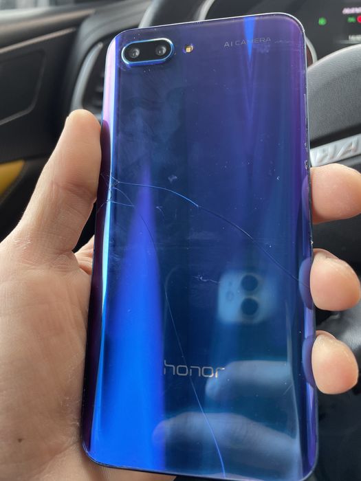 Продам honor 10