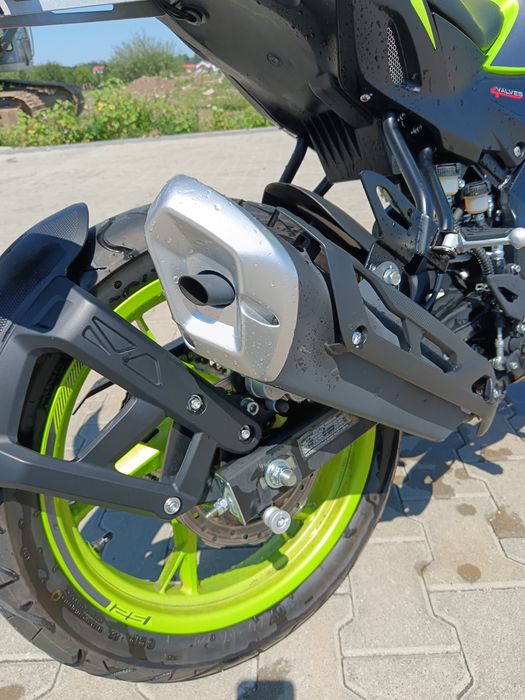 Motocicleta keewey 125.