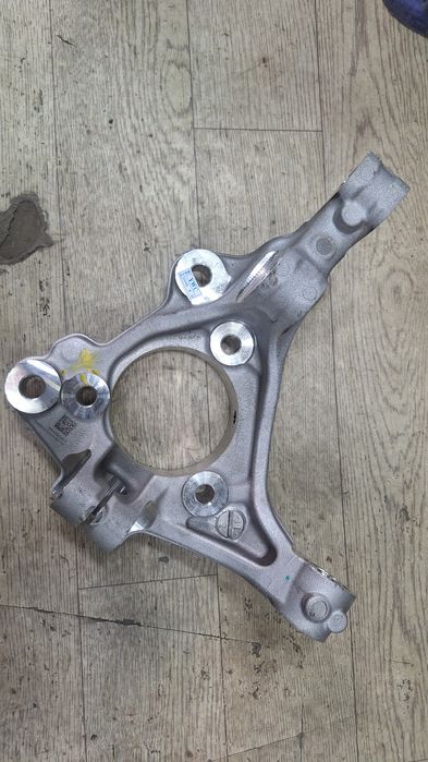 monza balka,radiator,bamfer,fara,kapotlar bor