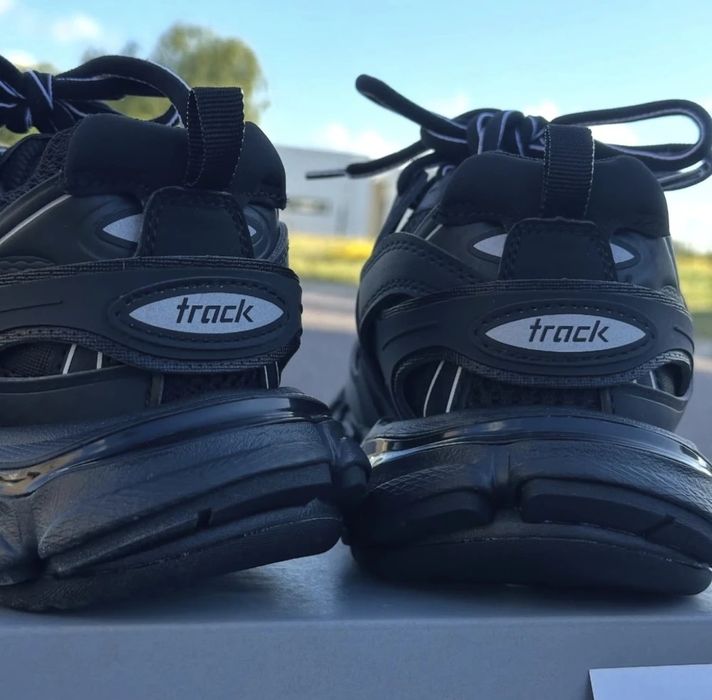 Balenciaga Track – Black