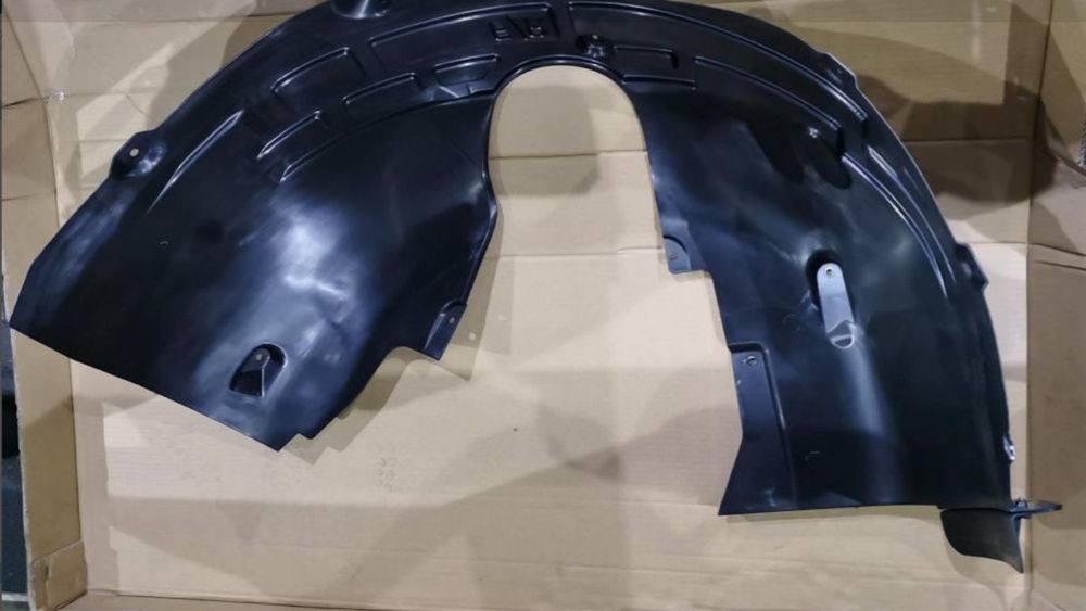 Подкрылок Geely Atlas