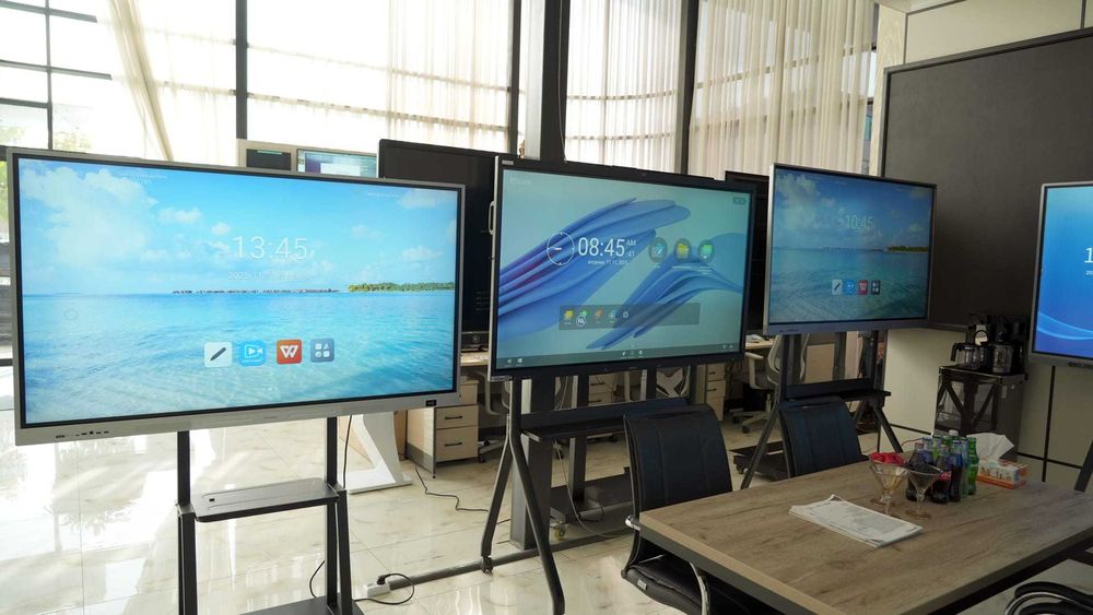 Интерактивная сенсорная панель Hikvision 65″ 75" 86" Андроид