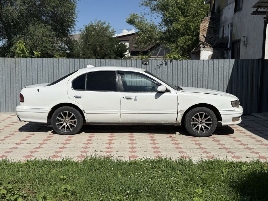 продам Nissan Cefiro
