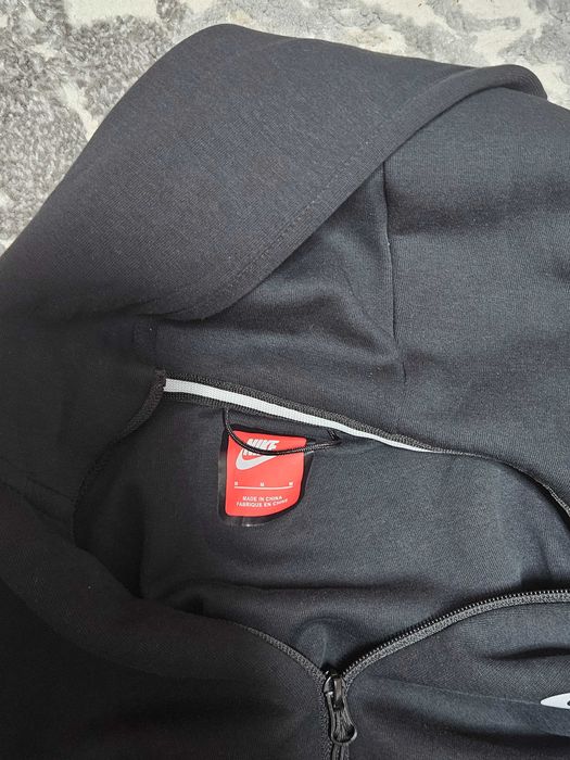 Nike tech reflectorizant