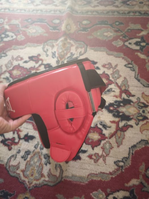 Шлем для бокса и тд