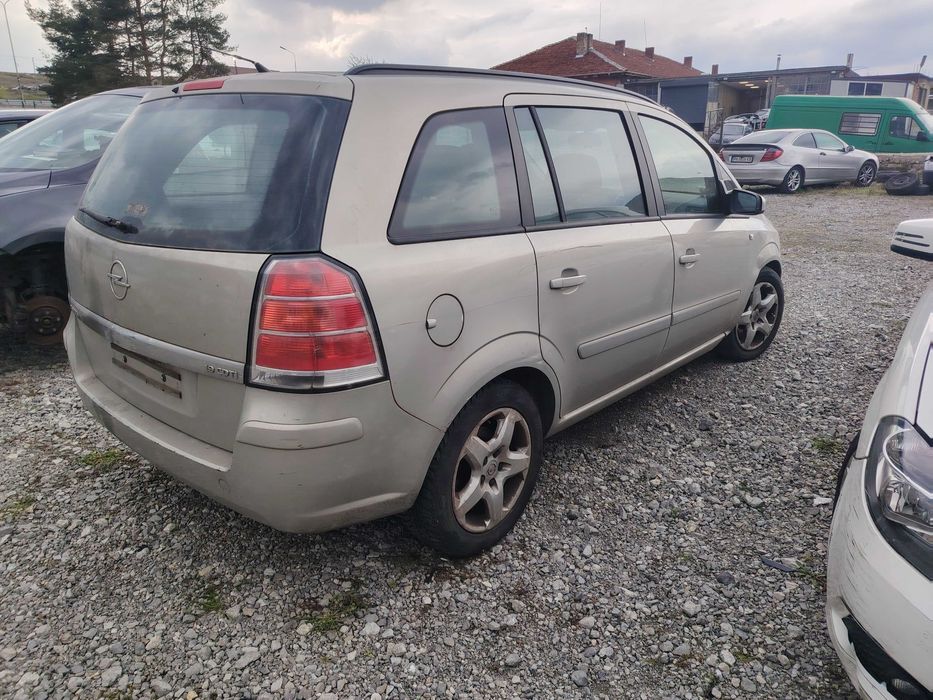 Opel Zafira 1,9 DT, Опел Зафира на части!
Юли 2006