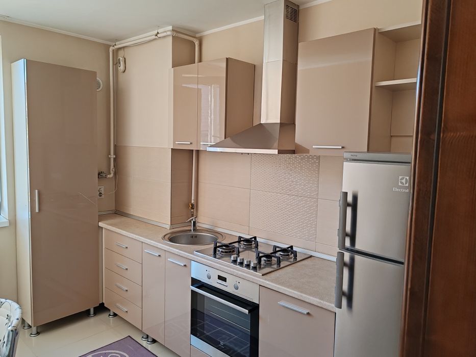 Apartament 2 camere de închiriat