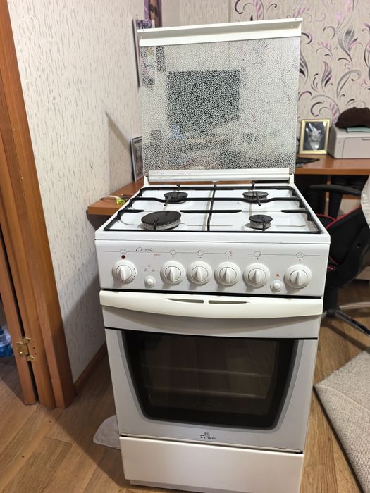 Продам газ плиту