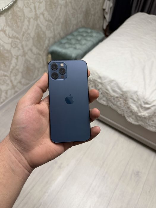 Продам айфон 12 про 128 г