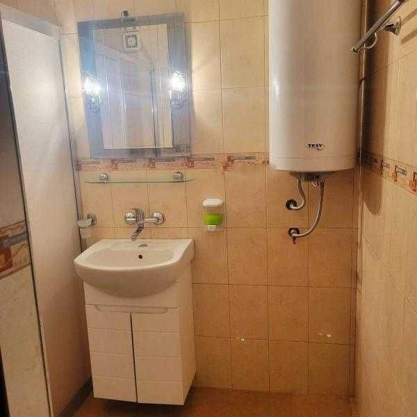 Дава се под наем Тристаен апартамент в Бургас, Възраждане - 120 кв.м за 637.5 € - Снимка #5