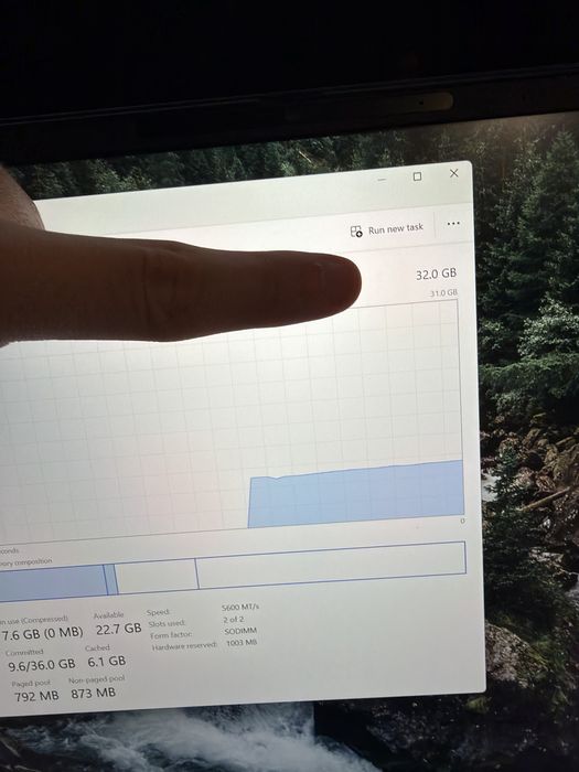 Laptop Gaming HP Omen 16 Ryzen 7 2K 240Hz RTX5060 32GB DDR5