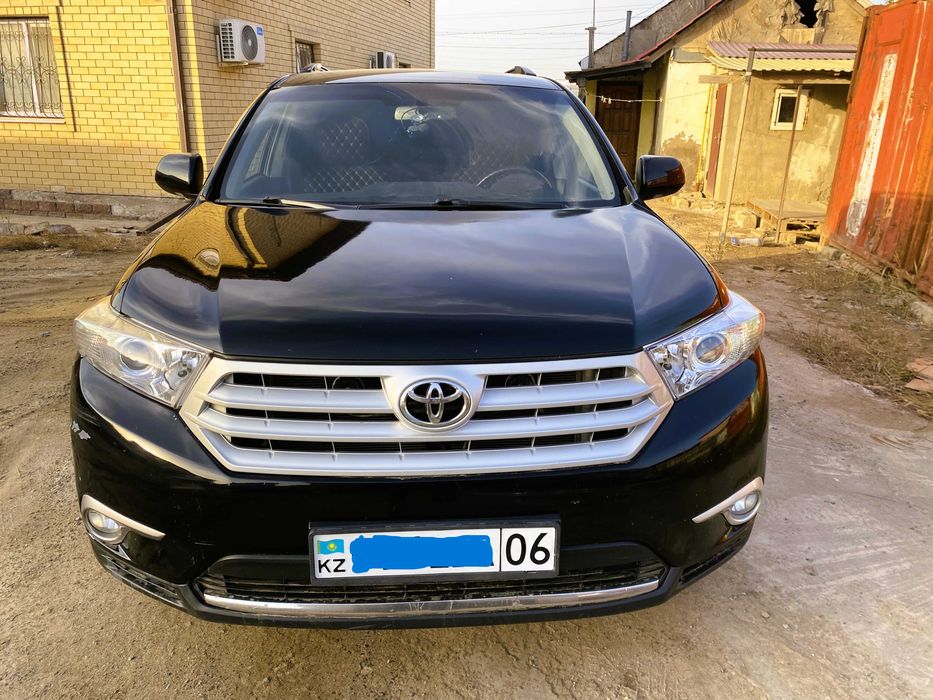 Highlander 2013 черный