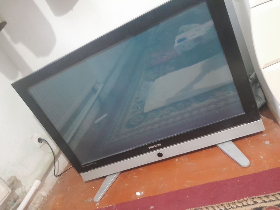 Самсунг  телевизор