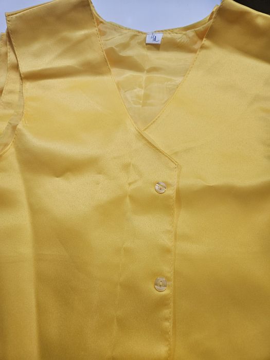 Продам детский жилеты