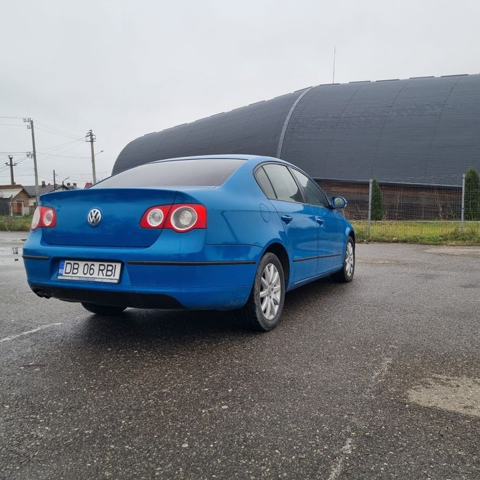 Vând Volkswagen Passat