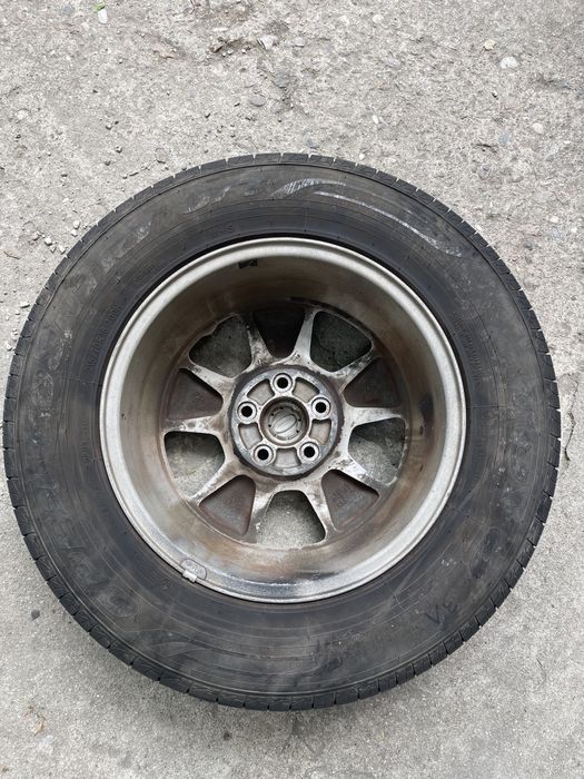 4 джанти с гуми 215 70 16 в много добро състояние