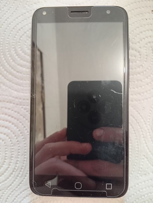 Vând Alcatel pixi 4