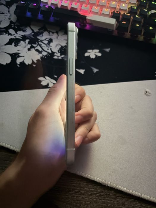 Iphone 15 128Gb