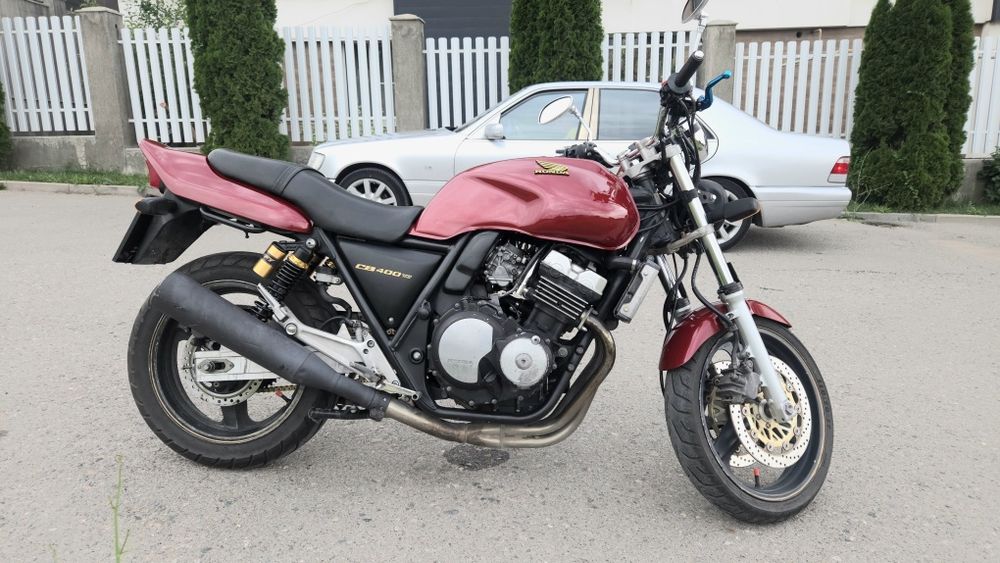 Мотоцикл Honda CB400