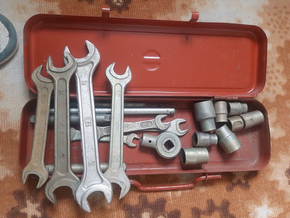 Набор советских ключей