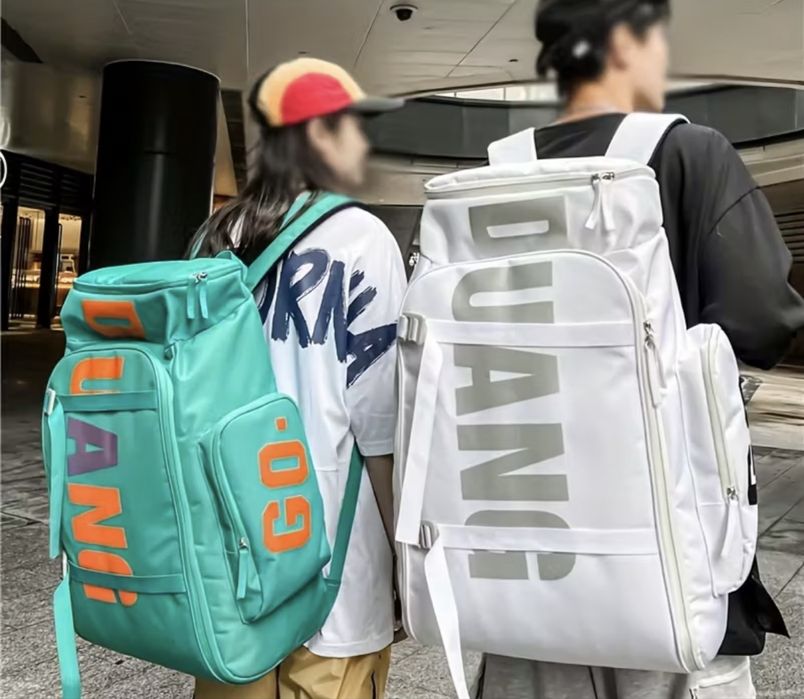 Голяма спортно-пътна раница 36 литра – бяла, за пътуване